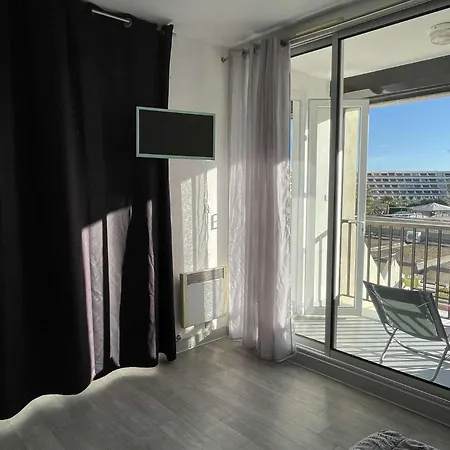 Heliopolis F 51 - Classique - 4 Personnes * Agde
