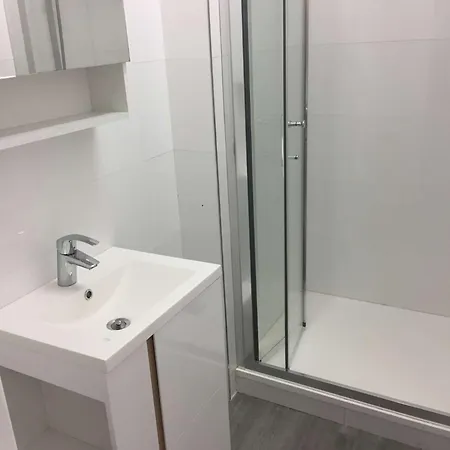 Heliopolis F 51 - Classique - 4 Personnes * Agde